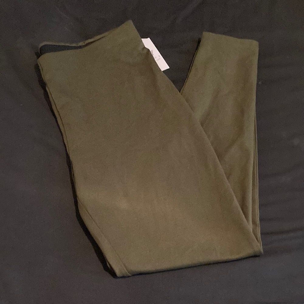 Leggings with Zippers on Leg